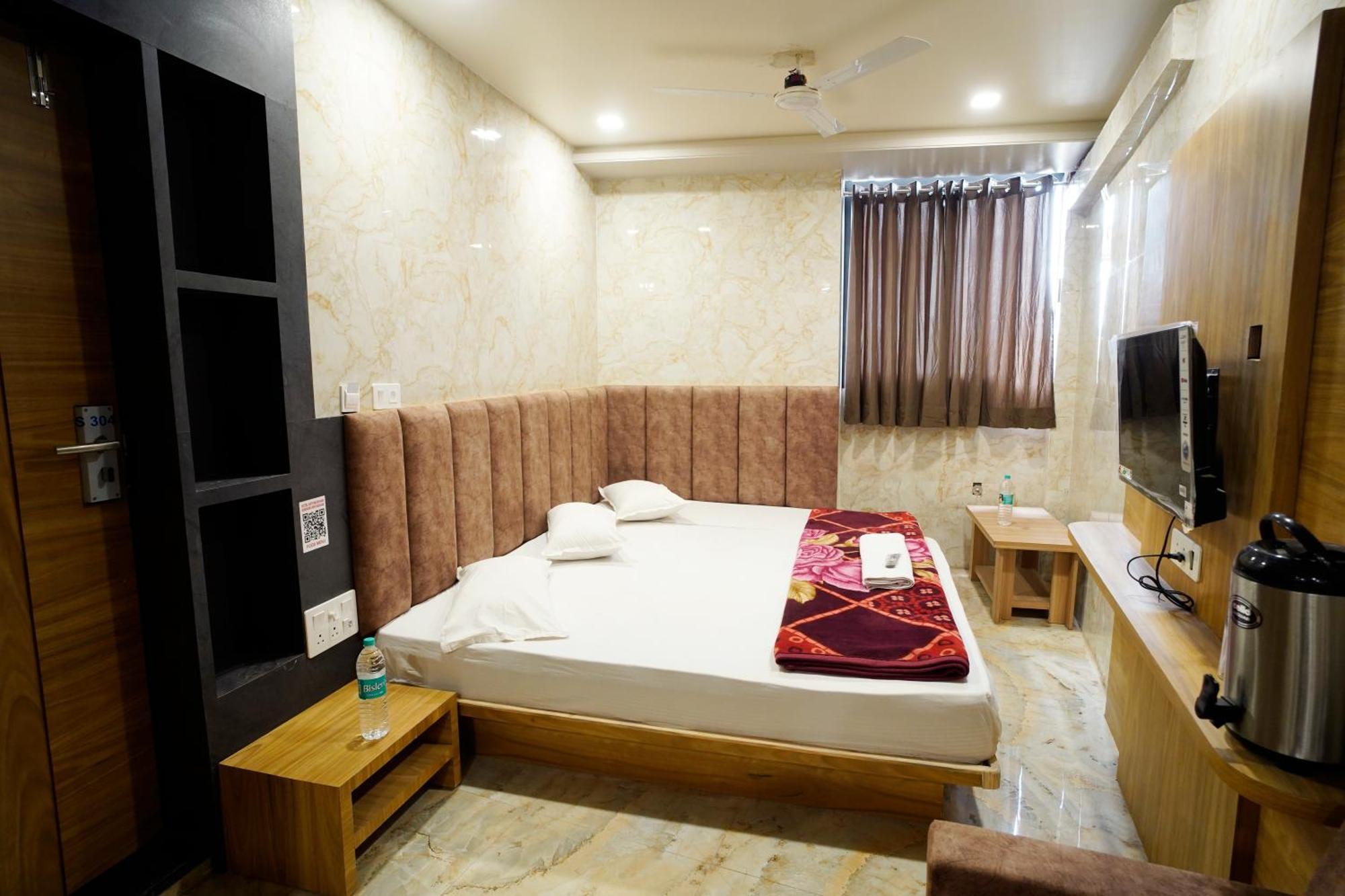 Hotel New Sundaram 150 Mtrs From Dargah Ajmer Exterior foto