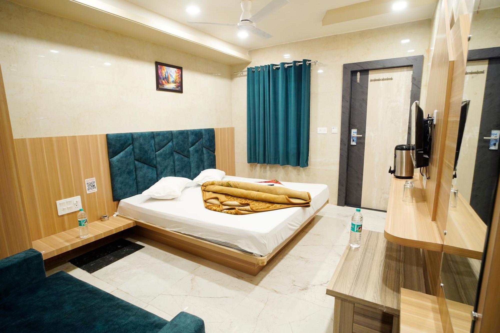 Hotel New Sundaram 150 Mtrs From Dargah Ajmer Exterior foto