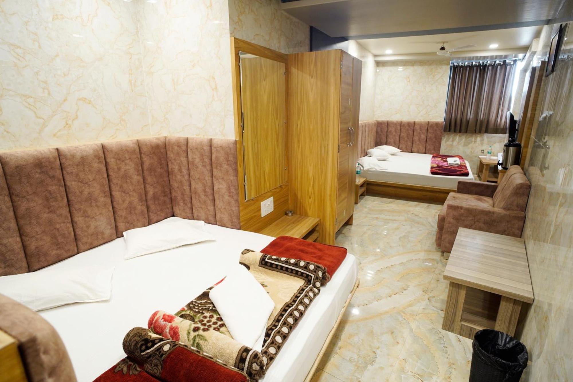 Hotel New Sundaram 150 Mtrs From Dargah Ajmer Exterior foto